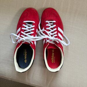 Sporty and Rich Handball Spezial